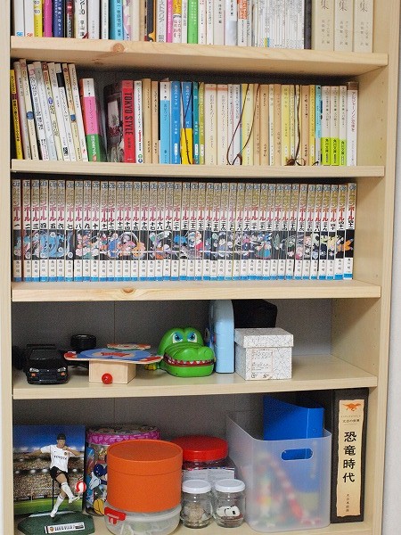 ドラゴンボール全42巻を並べて本棚にしまいたい 子ども部屋 Chibidas家のシンプルライフ